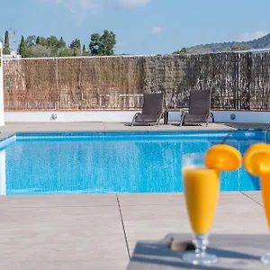 3* Отель Checkin Montpalau